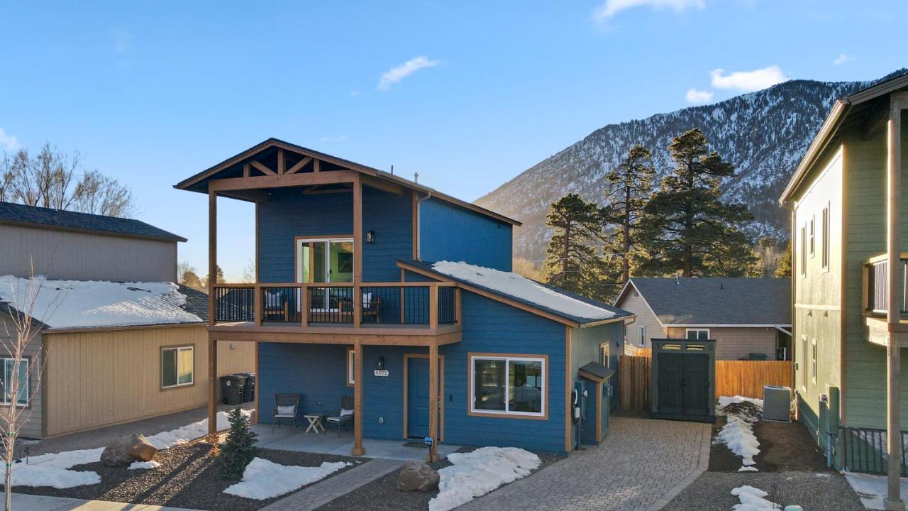 Flg Retreat - Modern Home With Mountain Views フラッグスタッフ エクステリア 写真