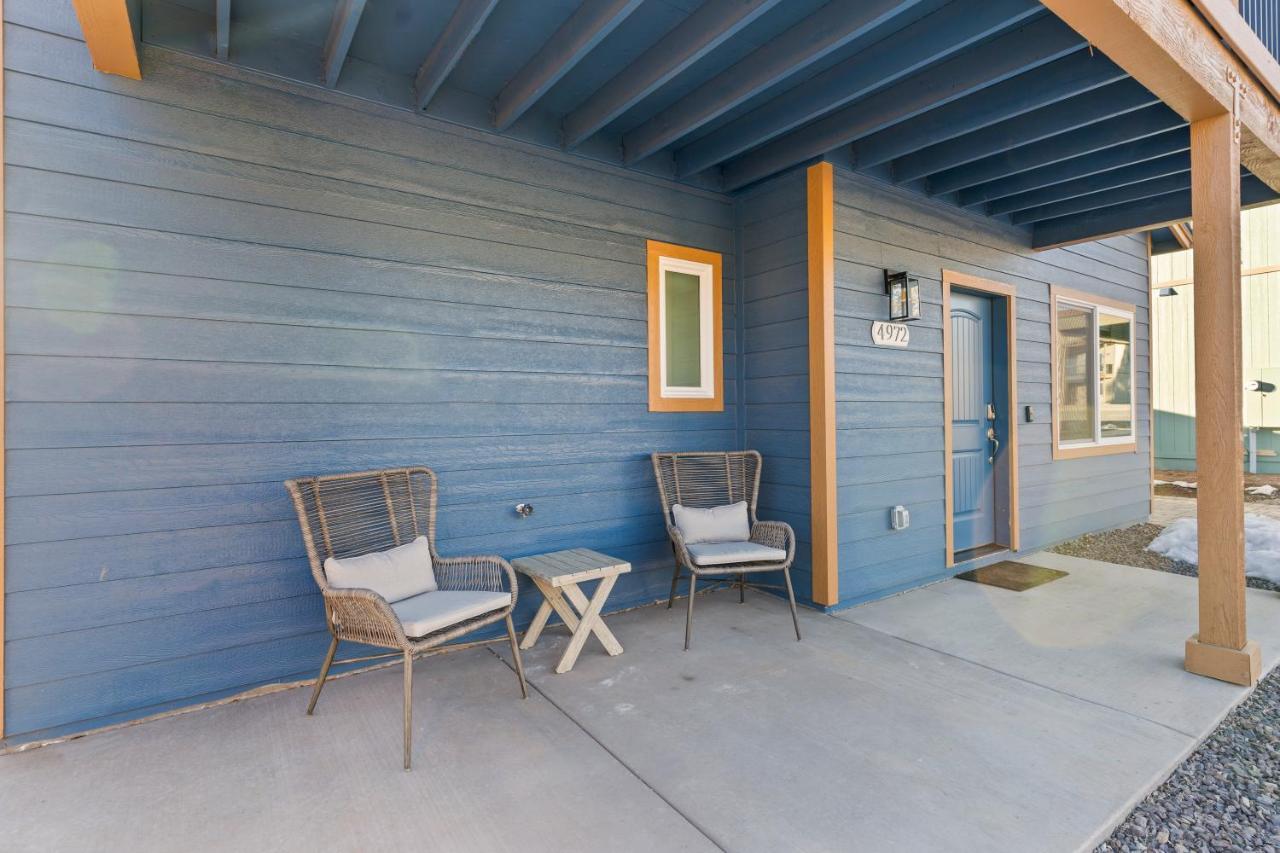 Flg Retreat - Modern Home With Mountain Views フラッグスタッフ エクステリア 写真