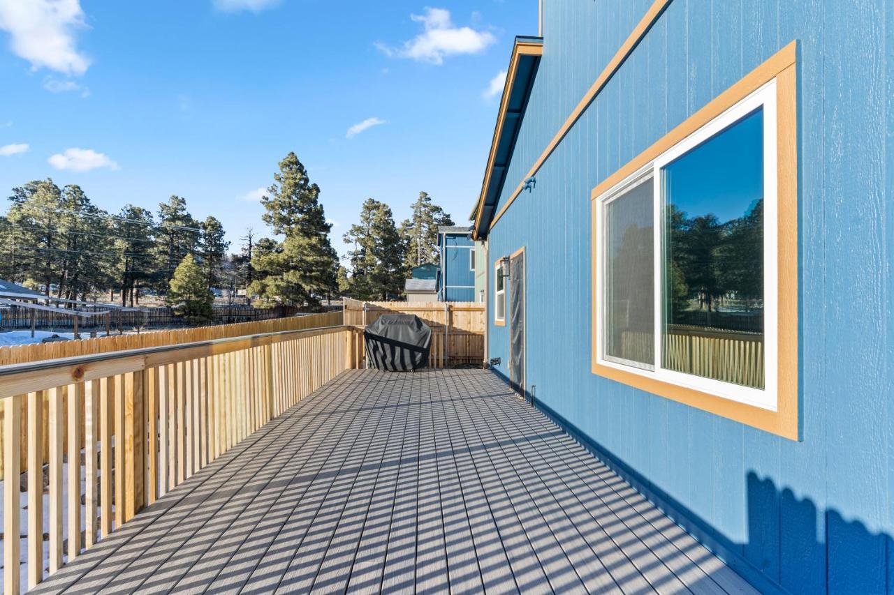 Flg Retreat - Modern Home With Mountain Views フラッグスタッフ エクステリア 写真